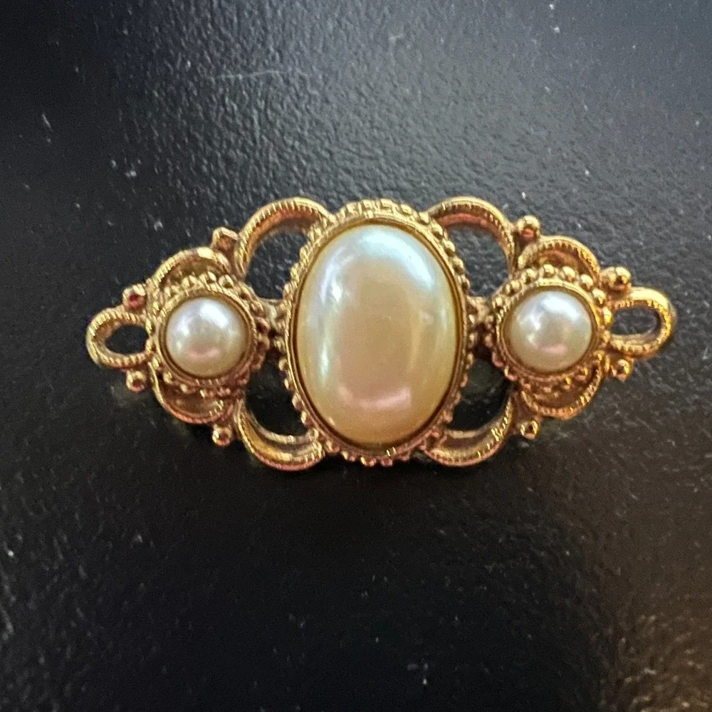 Gold Tone Imitation‎ Pearl Filigree Bar Brooch Vintage Victorian Style Pin